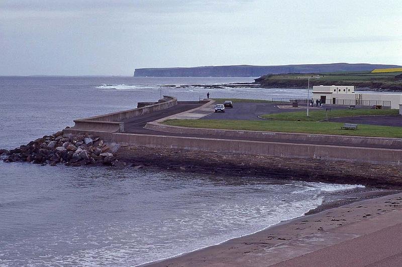 WT 3100 360-33 UK-3 1992.jpg